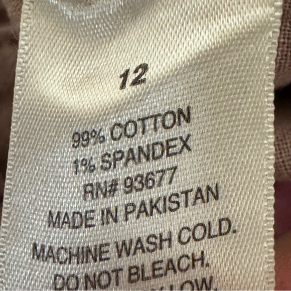 A.N.A women's High-Rise Balloon Jean five-button closure pants size 12
 b65 - Picture 4 of 6